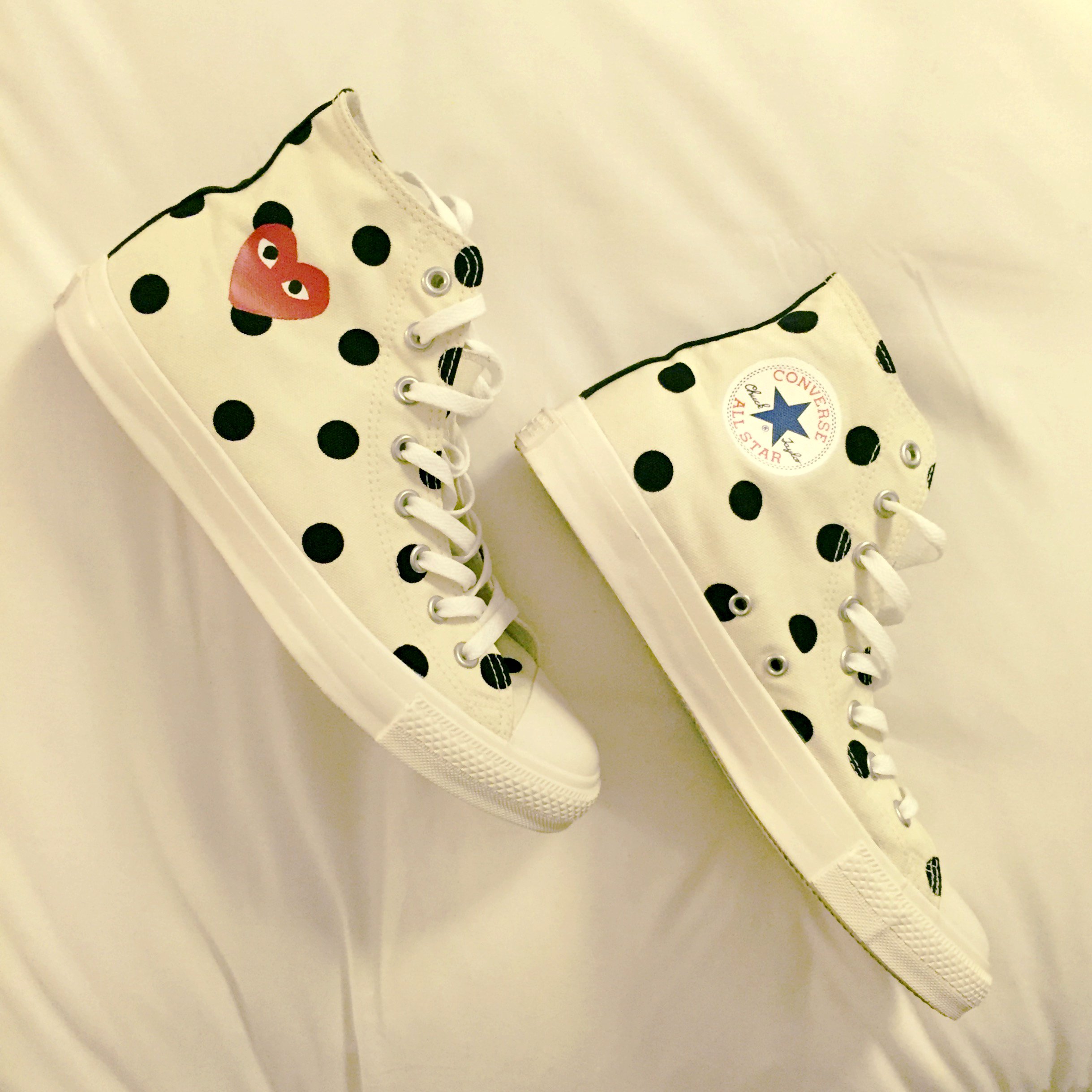 COMME des GARCONS Play x Converse Polka Dot.