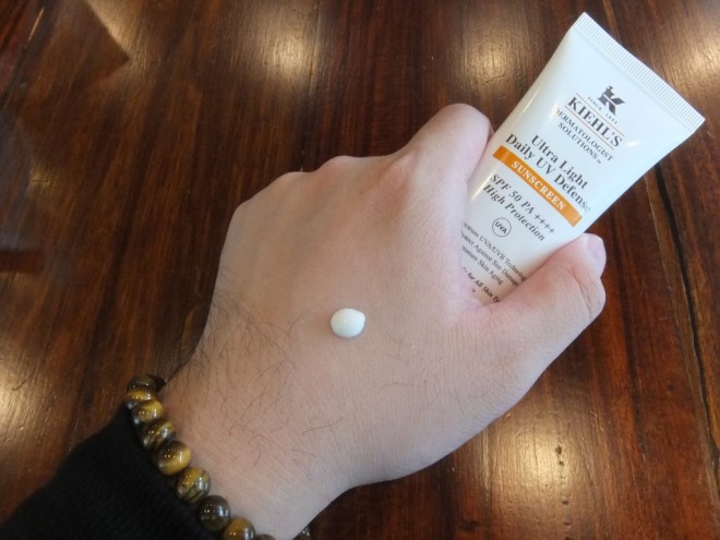 kiehls20ultra20light20daily20uv20defense20sunscreen_before20application_zpszlfjydss