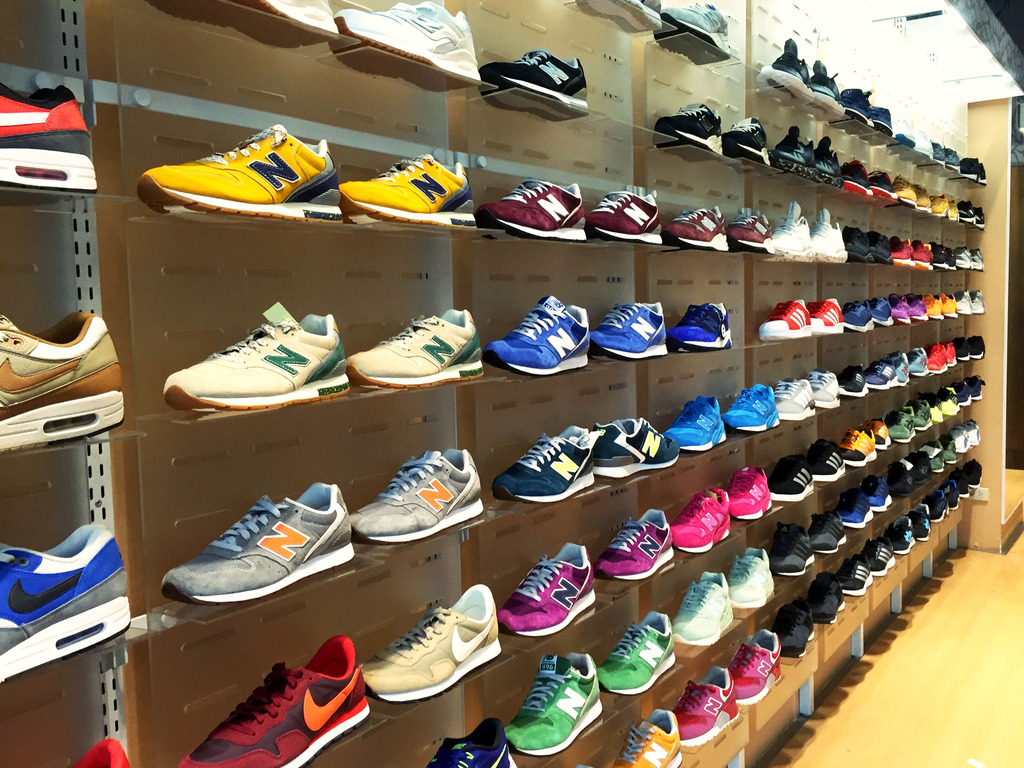 the20athletes20foot20bgc20shoe20display_zpsi7ifdmbd