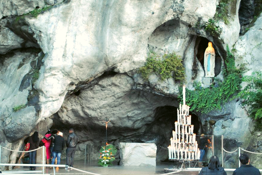 Lourdes_Grotto of Massabielle